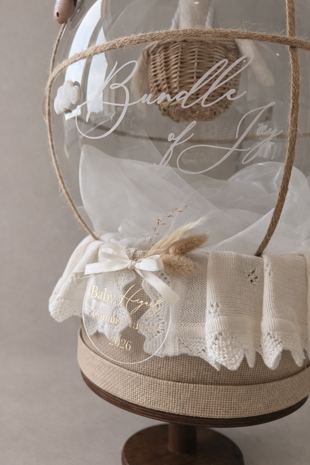 "Neutral Duckling Hot Air Balloon" Luxury Balloon Bubble